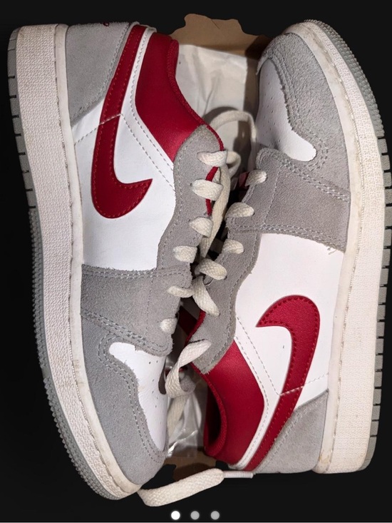 Jordan Shoes - Jordan Men's 4.5 women’s 6 White, Gray & Red Low-Top Sneakers